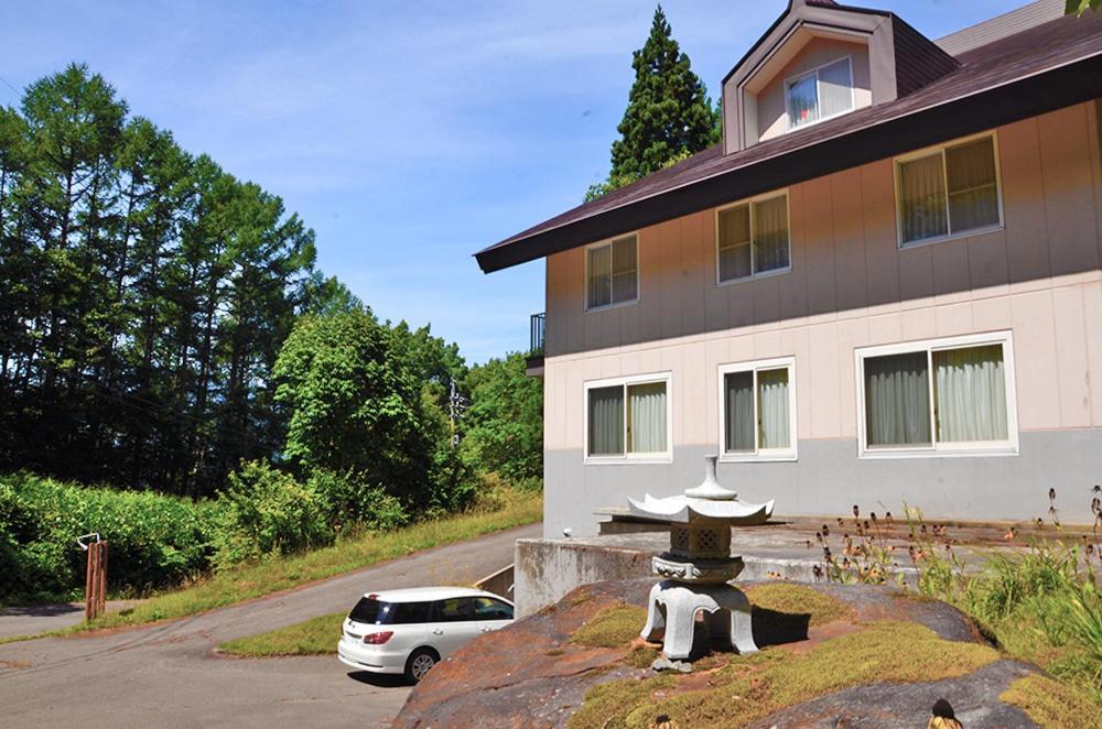 Hotel Bauhinia ホテルバウヒニア Nagano Exteriör bild